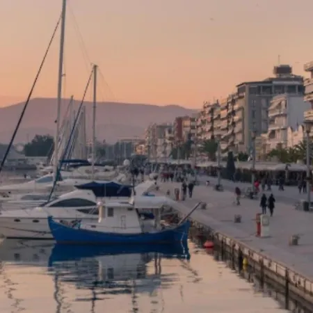 Luxury By The Sea Волос