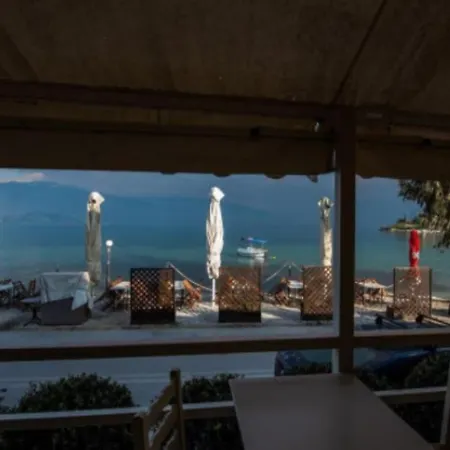 Апартаменты Luxury By The Sea *